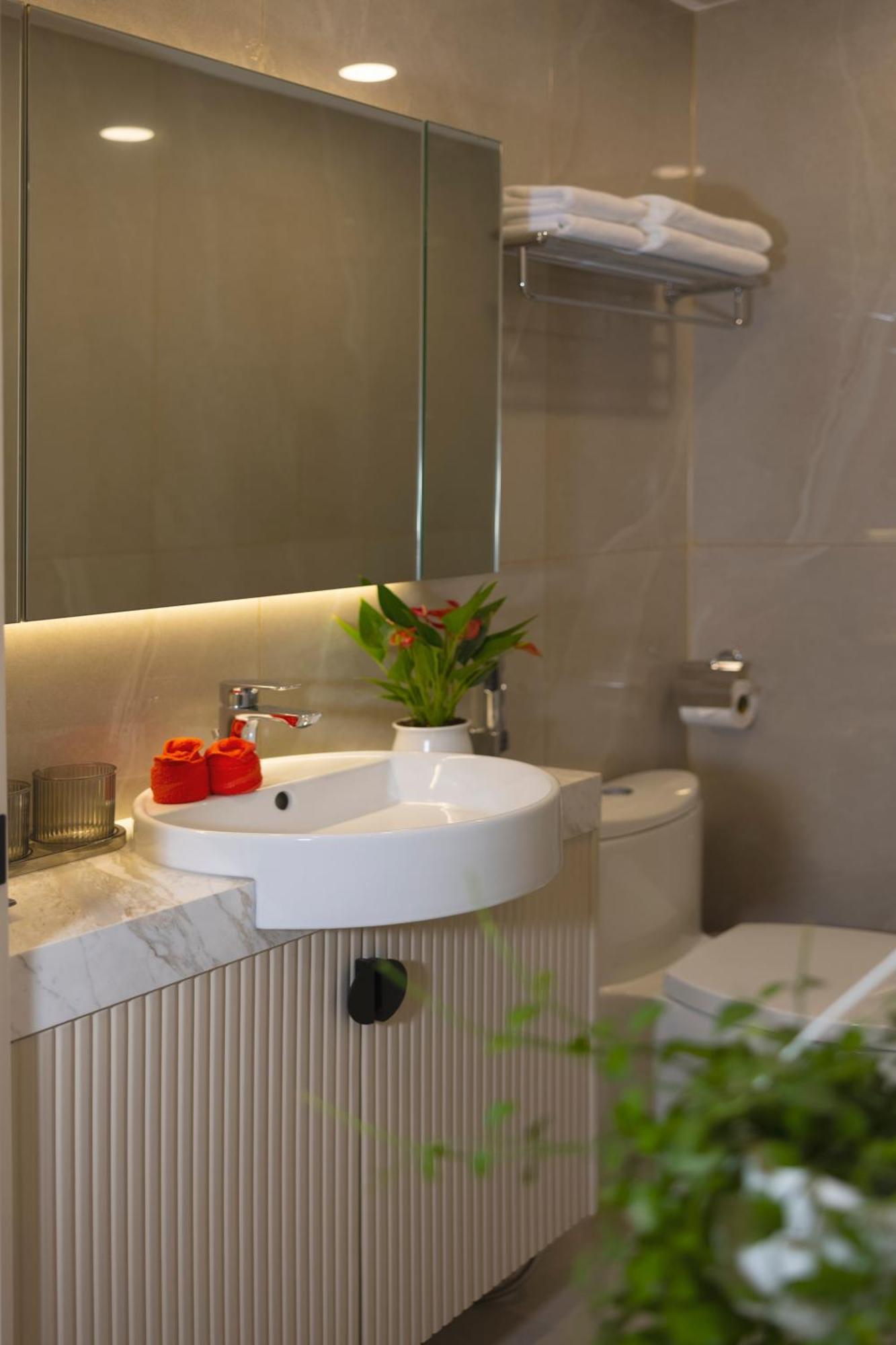 Ben Thanh Luxury Suite Hotel & Spa مدينة هوشي منه المظهر الخارجي الصورة